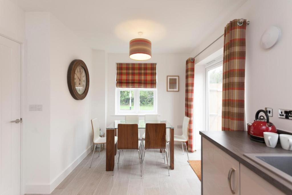 Dbs Serviced Apartments - The Mews Castle Donington Dış mekan fotoğraf