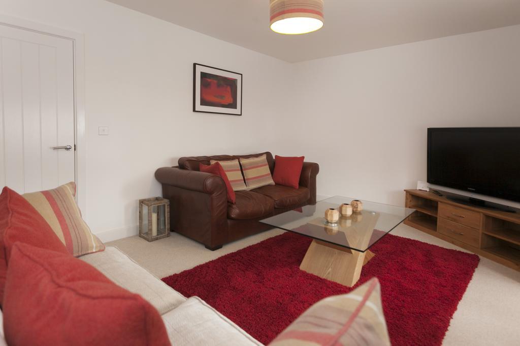 Dbs Serviced Apartments - The Mews Castle Donington Dış mekan fotoğraf