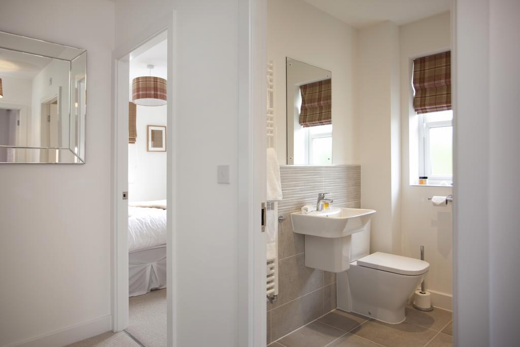 Dbs Serviced Apartments - The Mews Castle Donington Dış mekan fotoğraf